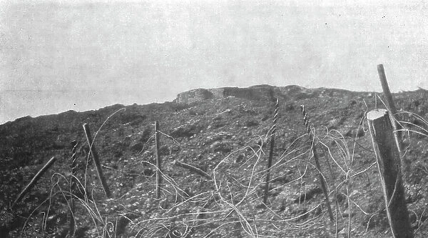 Episodes de la bataille de Verdun; les ruines de l'ouvrage aux mains des Allemands, un mois...1916 Creator: Unknown