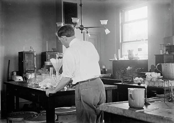 Hygiene Laboratory, 1913. Creator: Harris & Ewing. Hygiene Laboratory, 1913. Creator: Harris & Ewing