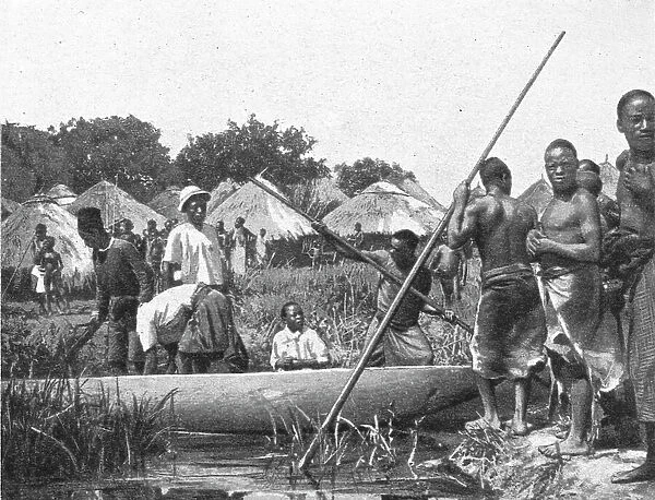 Indigenes du bords du lac Bangweulu; Afrique Australe, 1914. Creator: Unknown