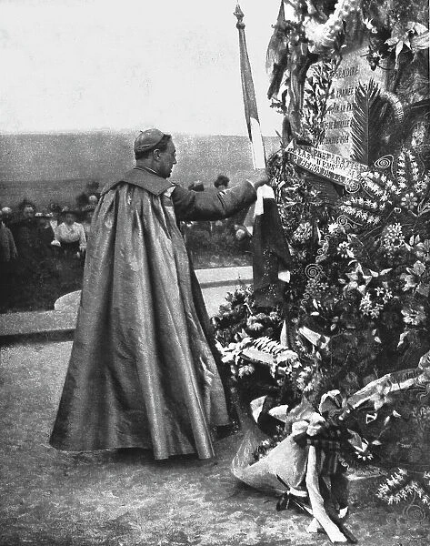 La deuxieme commemoration de la victoire de la Marne; Mgr Lobbedey, eveque d'Arras, 1916 Creator: Jean Clair-Guyot