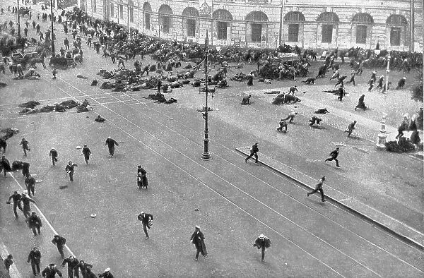 Les Emeutes de juillet 1917 a Petrograd; Un episode de la Guerre de Rues, le 17 juillet, 1917. Creator: Viktor Bulla