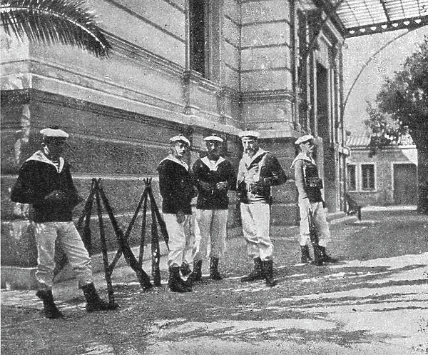 Les evenements de Grece; Les marins francais gardant le Legation de France a Athenes, 1916. Creator: Unknown