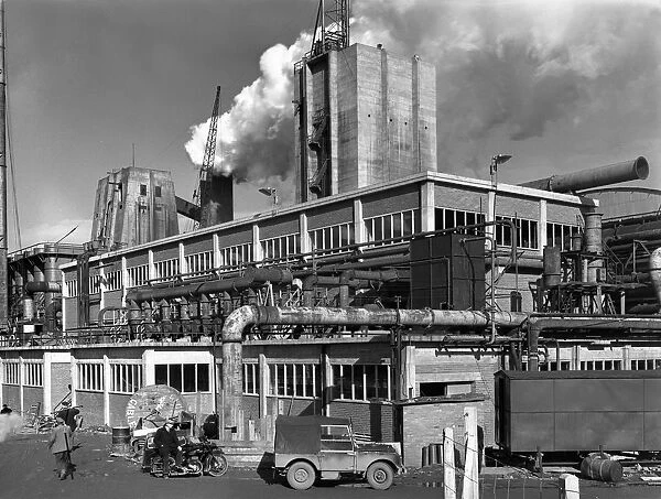 Manvers coal processing plant, Wath upon Dearne, near Rotherham, South Yorkshire, January 1957
