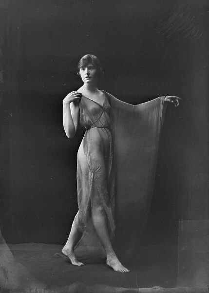 Miss Margaret McKenzie, 1919 Oct. 25. Creator: Arnold Genthe