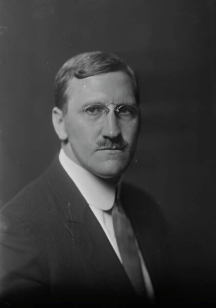 Mr. William J. Roberts, portrait photograph, 1918 Sept. 13. Creator: Arnold Genthe