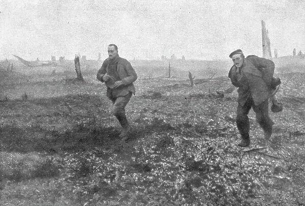 Notre offensive du 15 decembre 1916; Deux Allemands sortent d'un abri depasse par notre premiere va Creator: Unknown