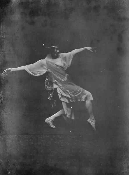 Pavlova, Anna, Madame, 1915 Nov. 8. Creator: Arnold Genthe
