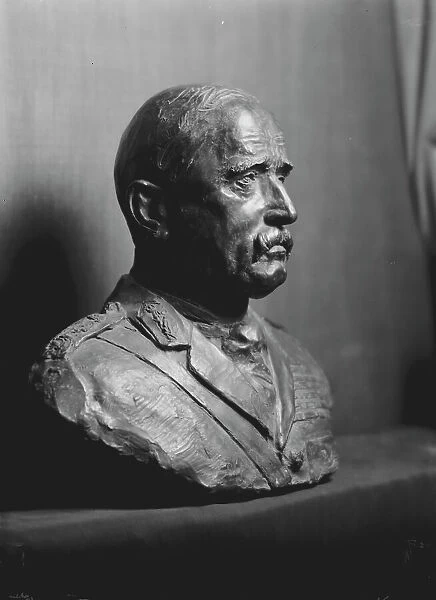 Portrait bust by Jo Davidson, 1922. Creator: Arnold Genthe