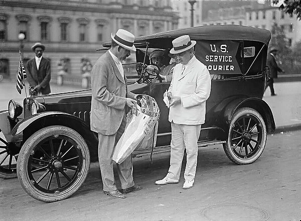Post Office Department - Auto Mail Transport, U.S. Service Courier': C.H. Claudy... 1917 or 1918. Creator: Harris & Ewing. Post Office Department - Auto Mail Transport, U.S. Service Courier': C.H. Claudy... 1917 or 1918
