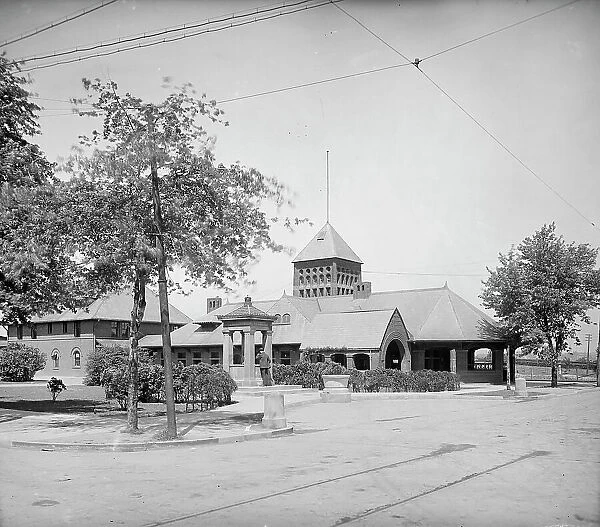 Railroad station, Walkerville, Ont. between 1905 and 1915. Creator: Unknown