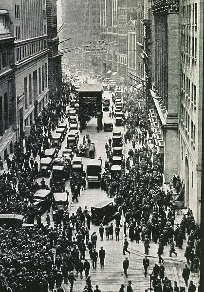 Stock market crash of 1929 in New York, people expecting on the sidewalks of Wall