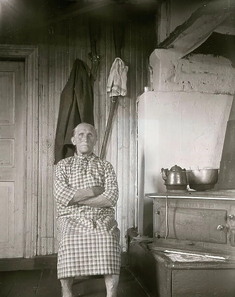 'Wise old woman' from Vilhelmina parish, Lapland, 1932. Creator: Unknown. 'Wise old woman' from Vilhelmina parish, Lapland, 1932. Creator: Unknown