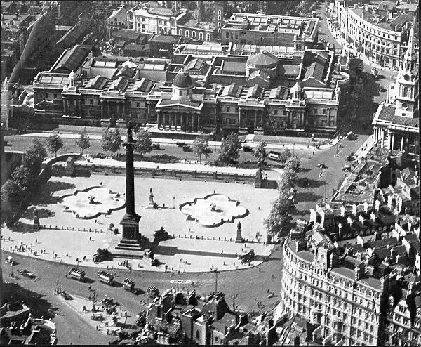 Aerial view of the National Gallery and Trafalgar Square 1924