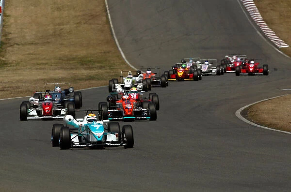 2003 Japanese Formula3 Fuji, Japan. 6th April 2003. Round 4 - start. World Copyright: Yasushi Ishihara  /  LAT Photographic ref: Digital Image Only