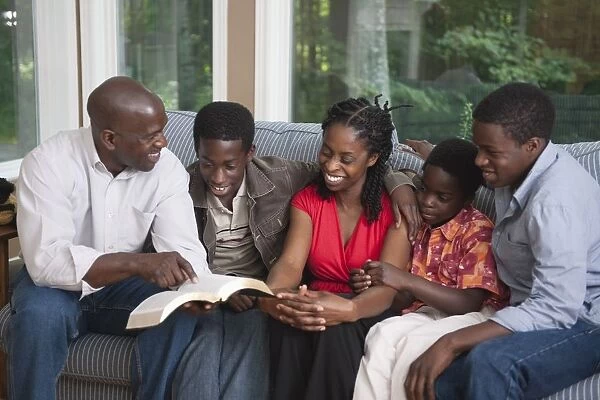 A Christian Family Reading Bible