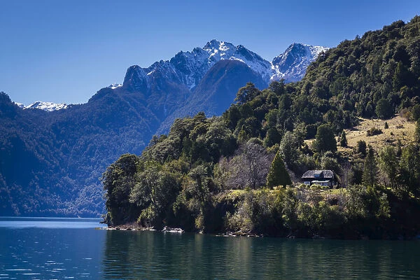 Scenic view, Lake Todos los Santos, Parque Nacional Vicente Perez Rosales, Patagonia, Chile