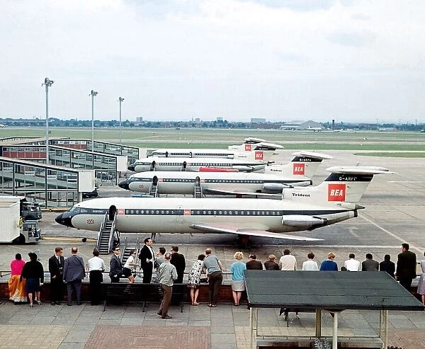 Aircraft deHavilland DH121 Trident July 1966, Heathrow Airport, London