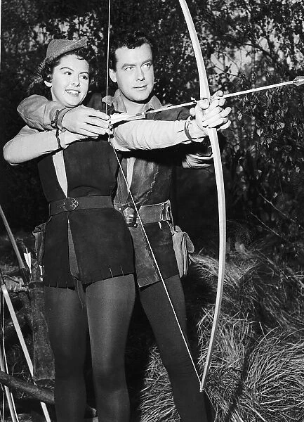 Richard Greene & Patricia Driscoll as Robin Hood and Maid Marian Bow