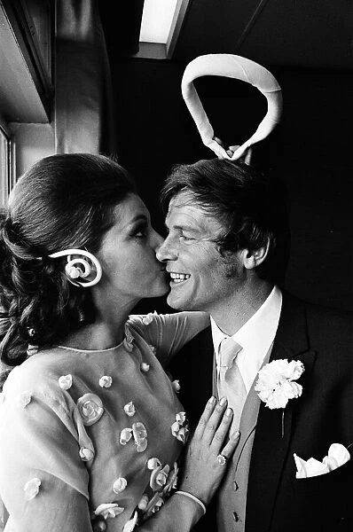 The wedding of Roger Moore and Luisa Mattioli at Caxton Hall. 11th April 1969