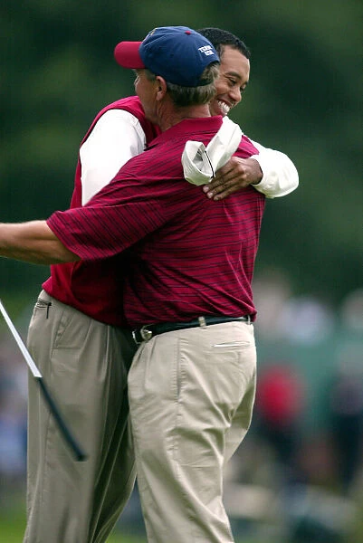 Tiger Woods & Loves Caddie