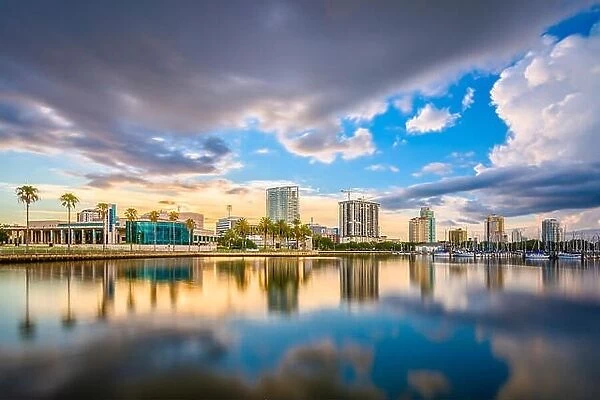St. Petersburg, Florida, USA skyline on the water at sunset