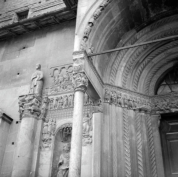 Central portal of the facade, detail, Benedetto Antelami (act. 1178-1233) and the school, Cathedral of San Donnino, Fidenza