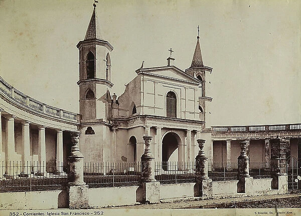 Church of San Francisco at Corrientes, province of Buenos Aires. The building was designed by architect Nicols del Grosso