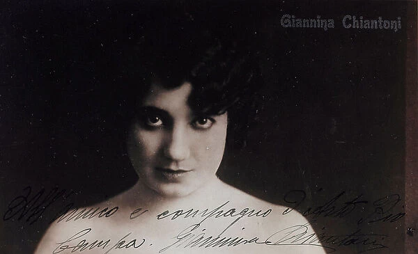 Close-up of the Italian actress Giannina Chiantoni, postcard