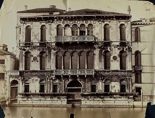 Faade of Palazzo Montecuccoli in Venice