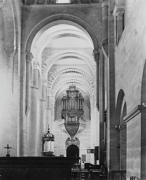 Internal Romanesque abbey of Saint-Philibert in Tournus