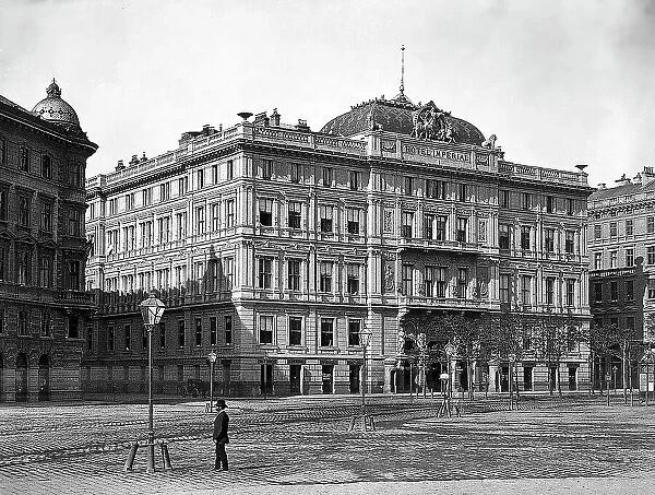 The palace of the Imperial Hotel in Vienna, during the Austrian-Hungarian Empire