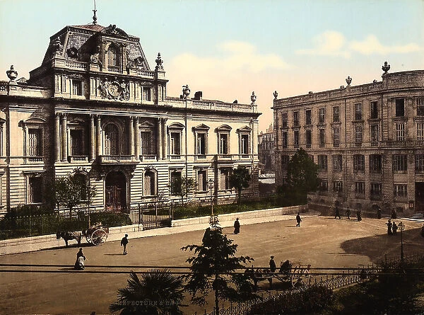 The palace of the Prefecture and of the Post in Montpellier