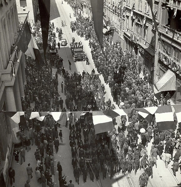 Partisans and yugoslav gymnasts during an authorized demonstration in Trieste