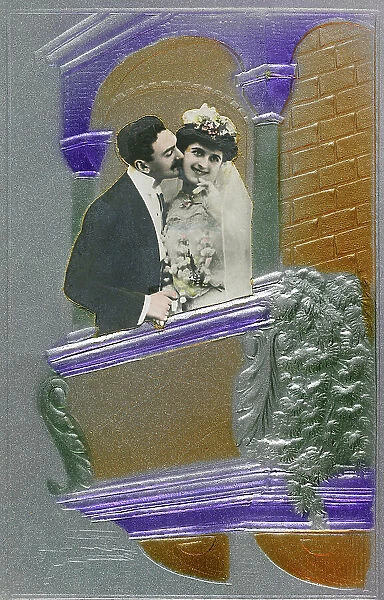 Postcard, portrait of bride and groom to a balcony overlooking, 'Album para Tarjetas postales'