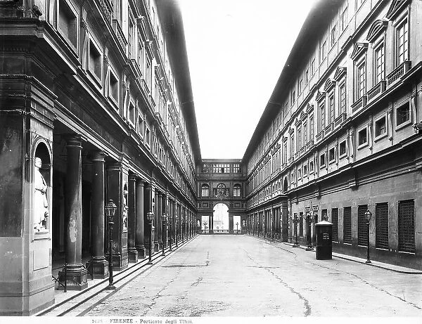 View of the colonnade of the Uffizi. The second corridor by Vasari is visible