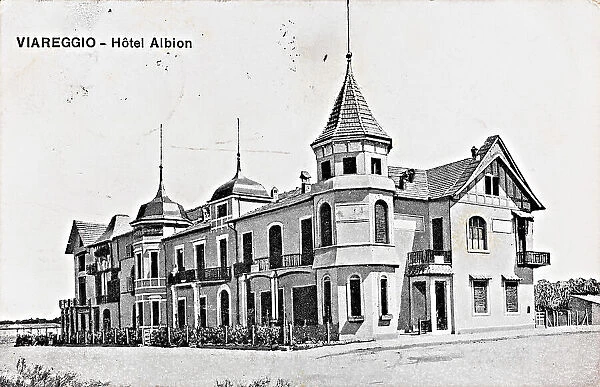View of the Hotel Albion in Viareggio; postcard