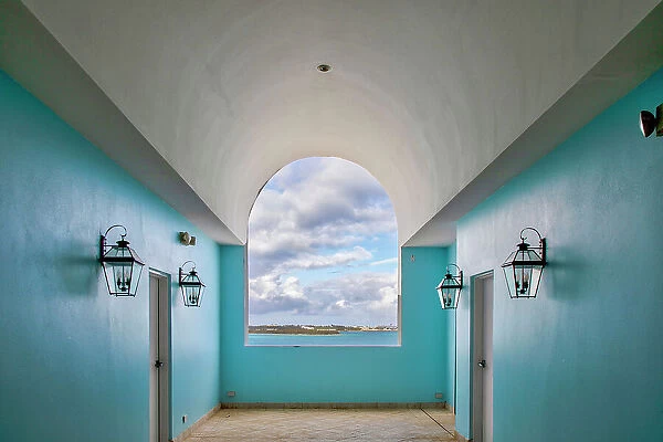 Bermuda, Room with cerulean walls and window with view of Castle Harbor