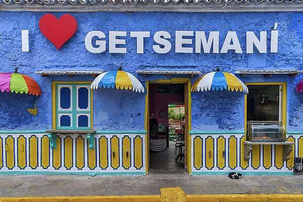 Colombia, Cartagena, Getsemani, colorful facade