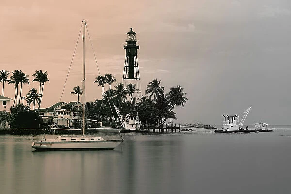 Florida, Hillsboro Beach, Hillsboro Inlet Lighthouse
