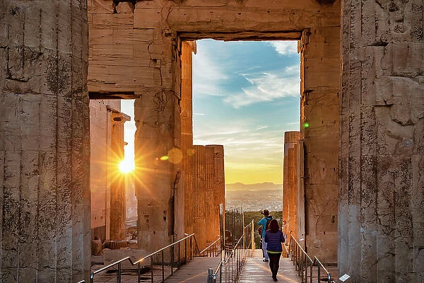 Greece, Athens, Acropolis, Tourist at the Parthenon