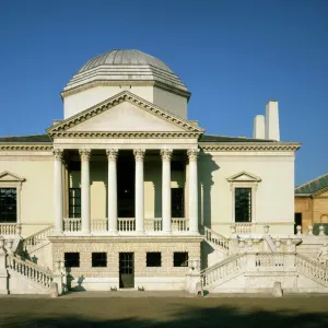 English Stately Homes Photo Mug Collection: Chiswick House