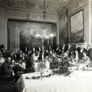 Leisure Photographic Print Collection: Eating out