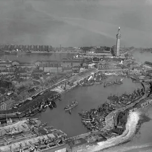 Grimsby Docks EPW012666