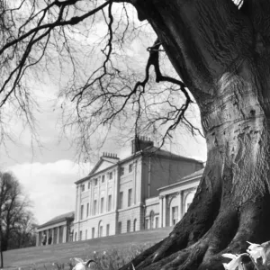 Kenwood House Rights Managed Collection: Historic views of Kenwood