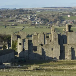 Middleham Castle DP168721