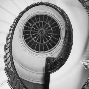 Oval staircase a42_08718