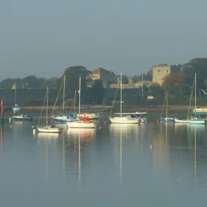 Portchester Castle N071247