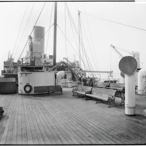 Promenade deck, RMS Olympic BL24990_054