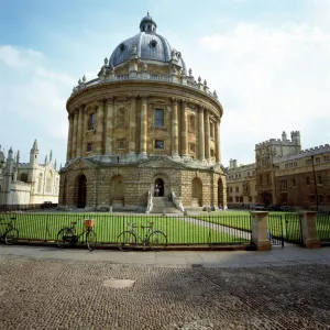 Towns and Cities Pillow Collection: Oxford