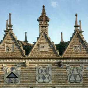 Rushton Triangular Lodge J010085